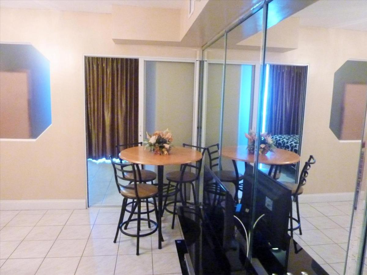 Castle 727 Studio With Balcony And Ocean View, Pool, Tennis, Beach Access, Free Parking Miami Beach Exterior foto