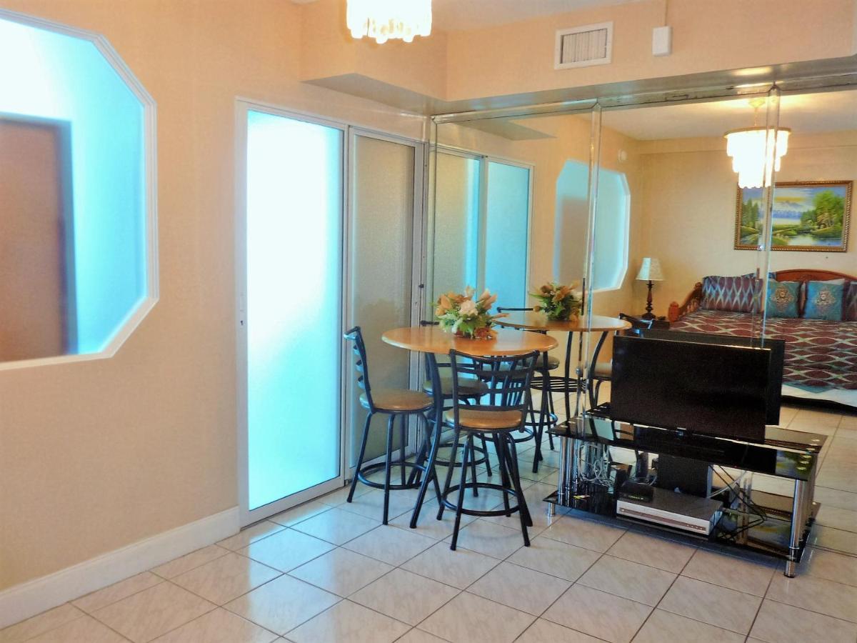 Castle 727 Studio With Balcony And Ocean View, Pool, Tennis, Beach Access, Free Parking Miami Beach Exterior foto