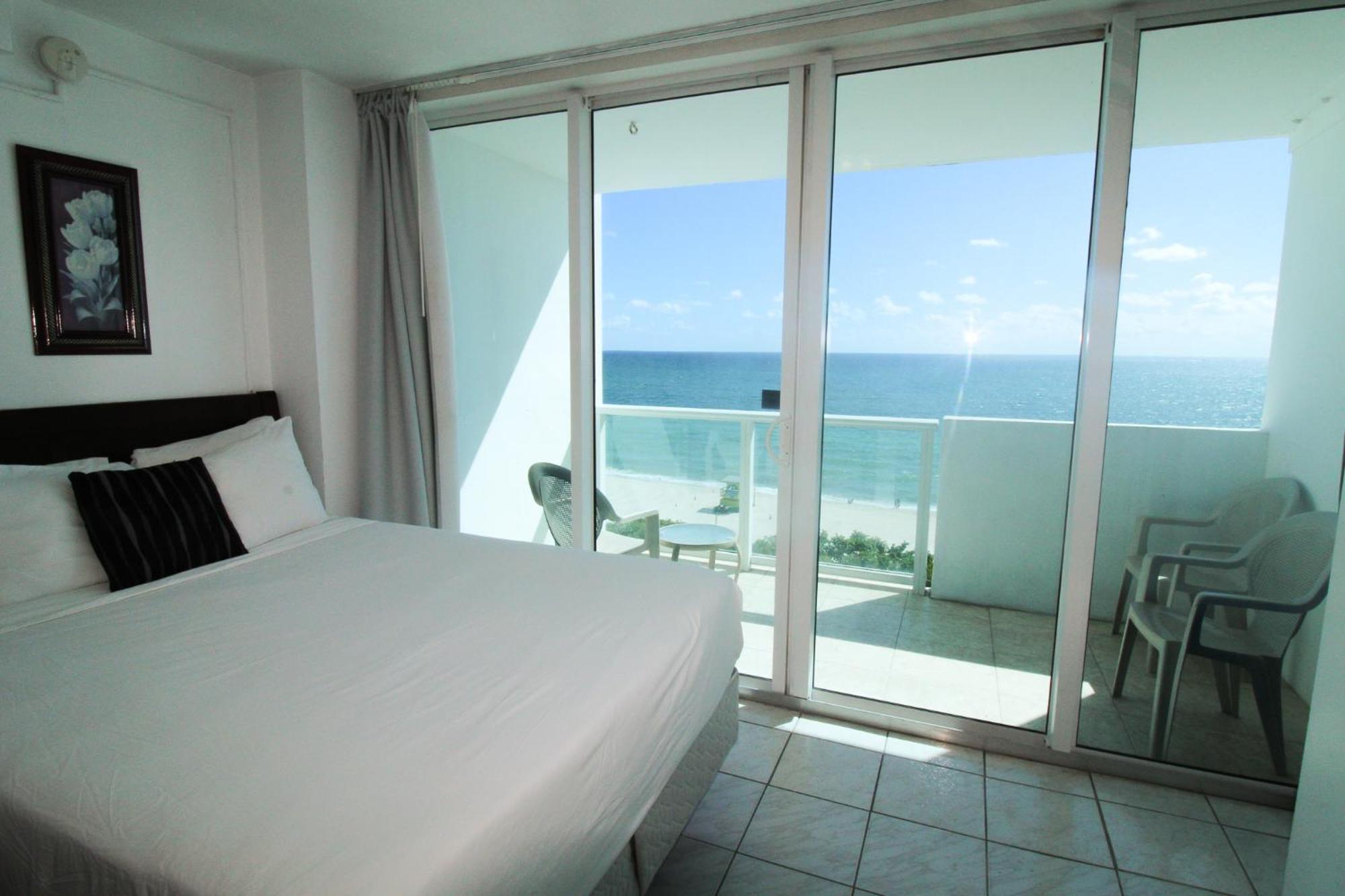 Castle 727 Studio With Balcony And Ocean View, Pool, Tennis, Beach Access, Free Parking Miami Beach Exterior foto