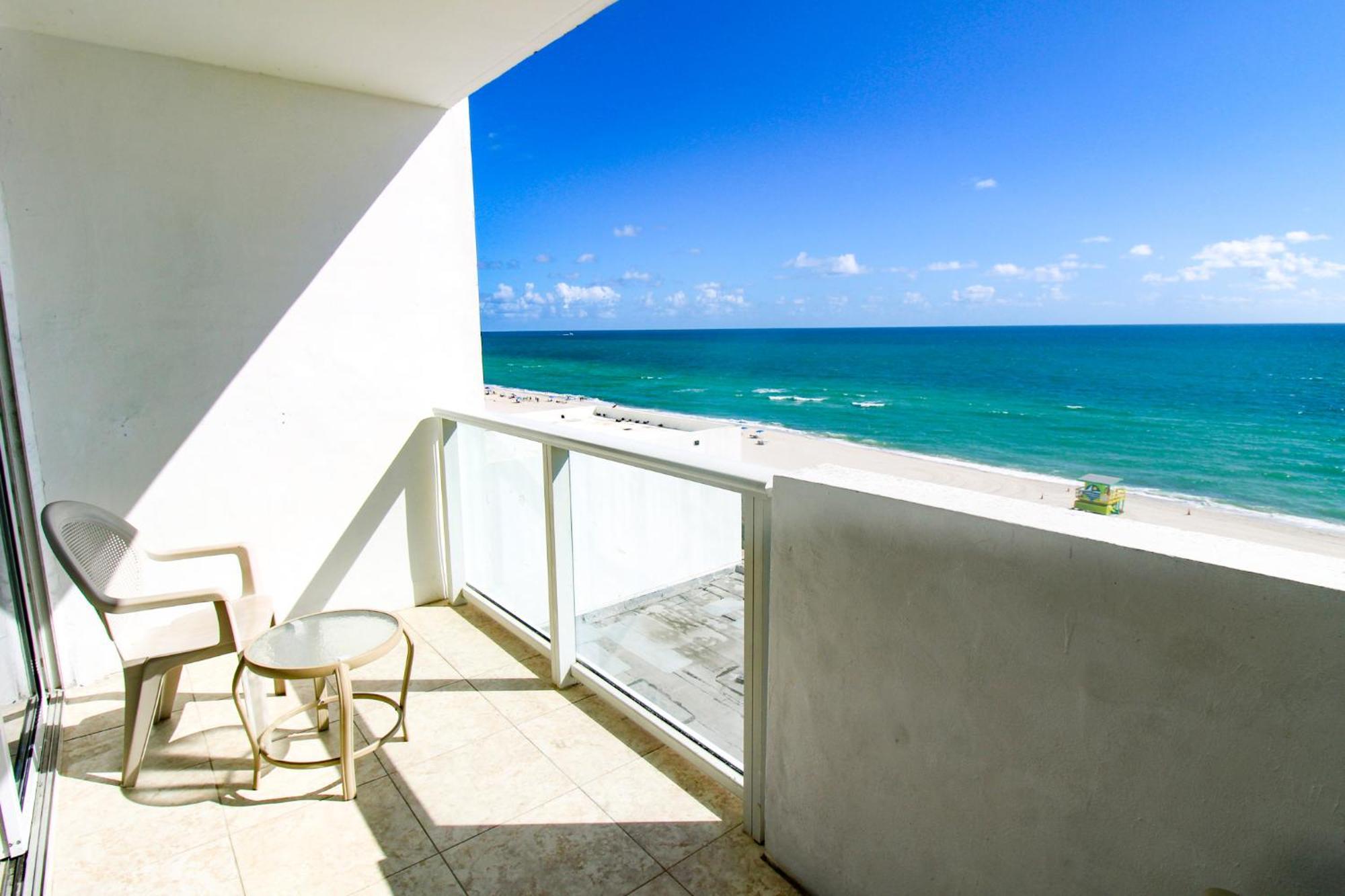 Castle 727 Studio With Balcony And Ocean View, Pool, Tennis, Beach Access, Free Parking Miami Beach Exterior foto